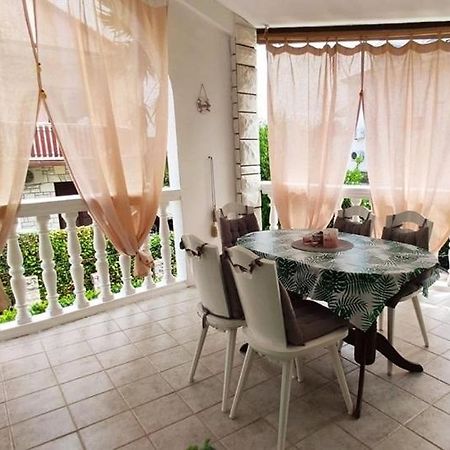 Apartment Angelina 70M From The Beach, Free Parking Новиград Екстериор снимка