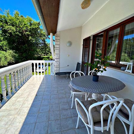 Apartment Angelina 70M From The Beach, Free Parking Новиград Екстериор снимка