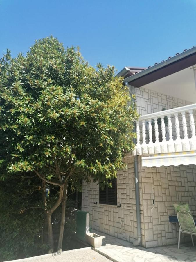 Apartment Angelina 70M From The Beach, Free Parking Новиград Екстериор снимка